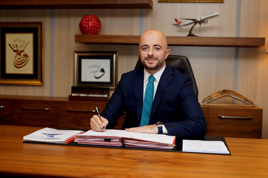 Turkish Airlines CMO Ahmet Olmuştur for World Football Summit