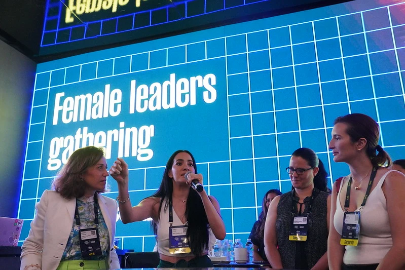 female-leaders-gathering